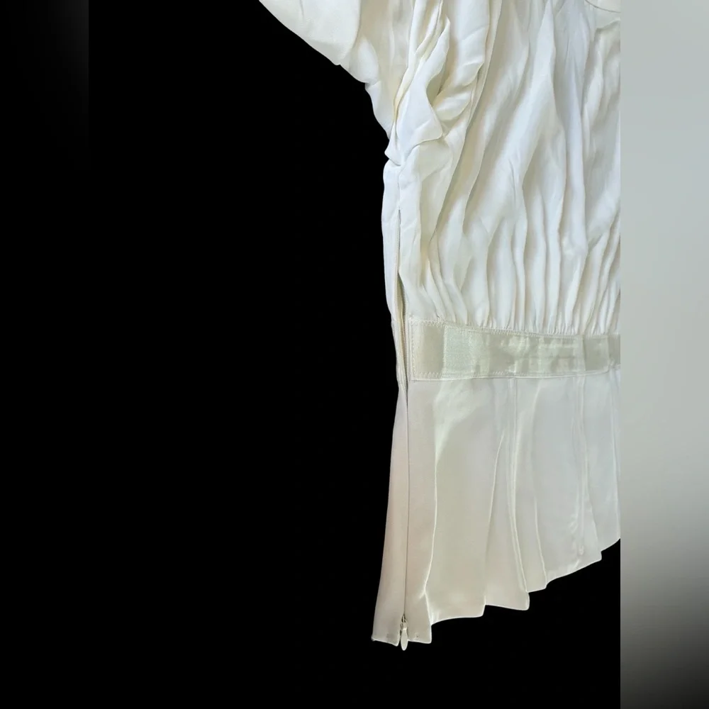 White House Black Market Blouse - Picture 11 of 11